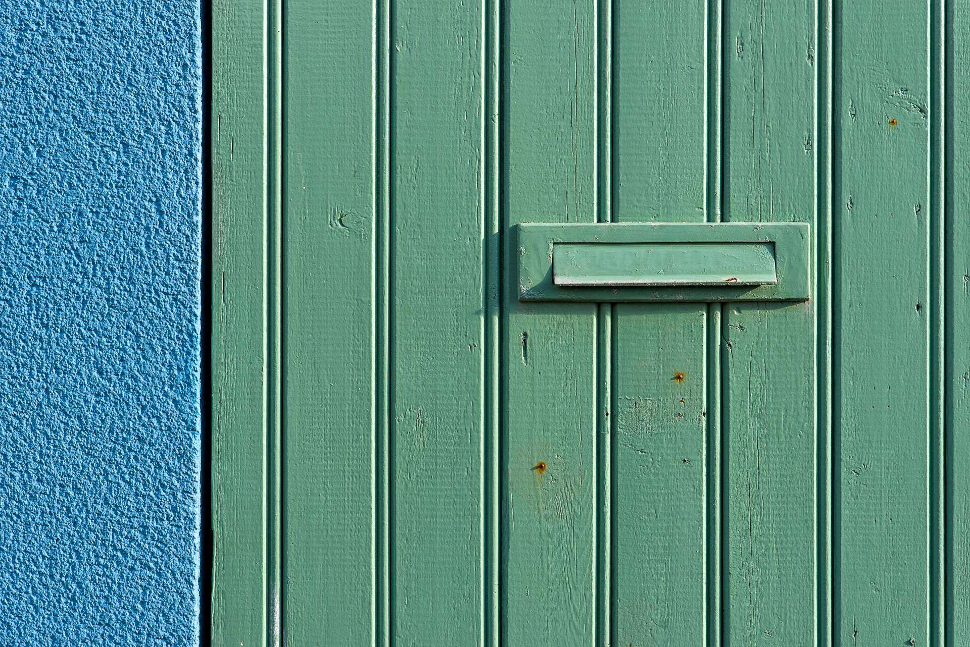 Veilig deurbeslag en slot, betrouwbare slotenmaker service in Nederland.